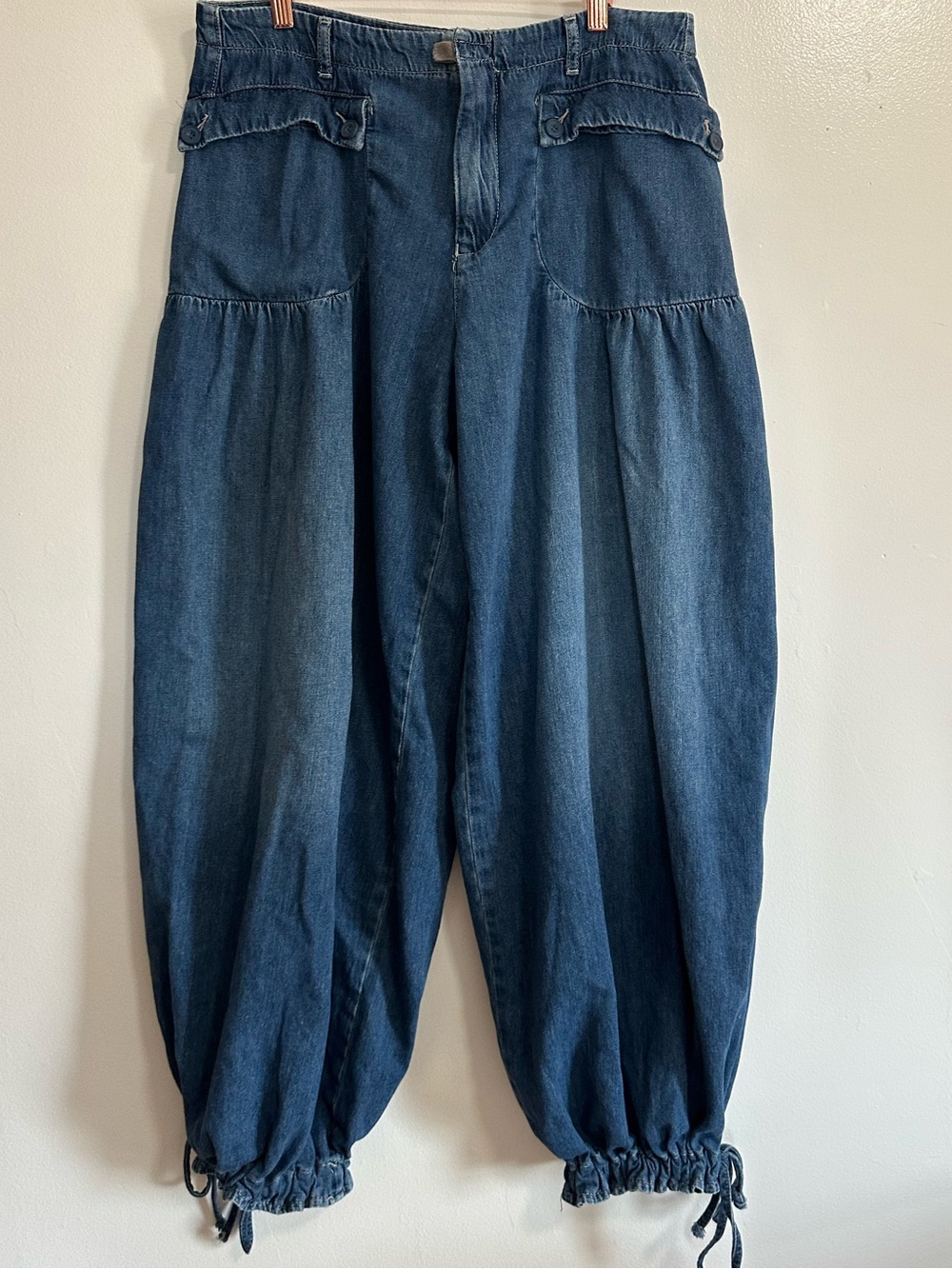 Free People We The Free Lotus Balloon Jeans, Size 32 - Picture 8 of 12